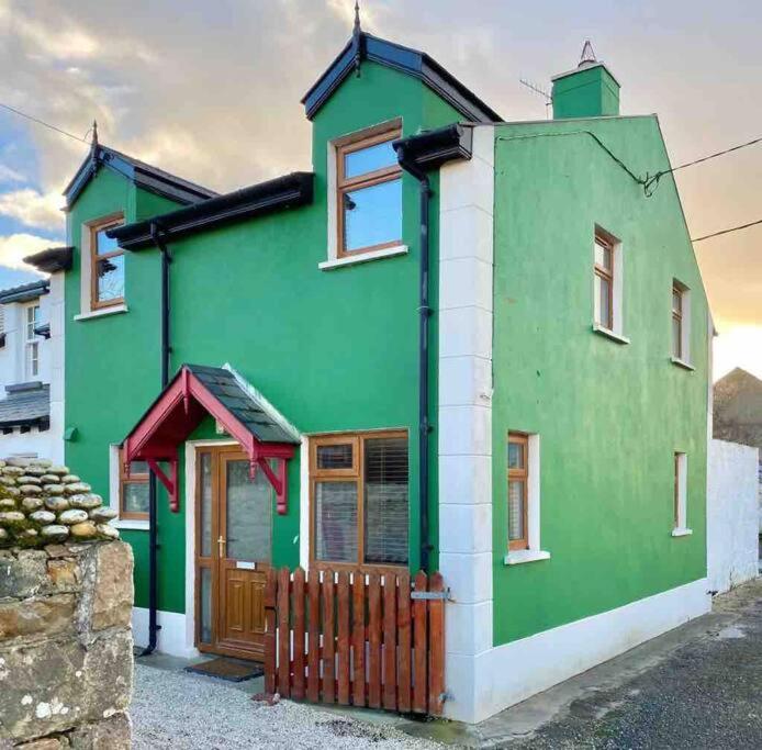 The Historic Wee Green House Carrigart Экстерьер фото